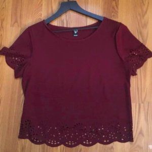 Windsor Burgundy Top